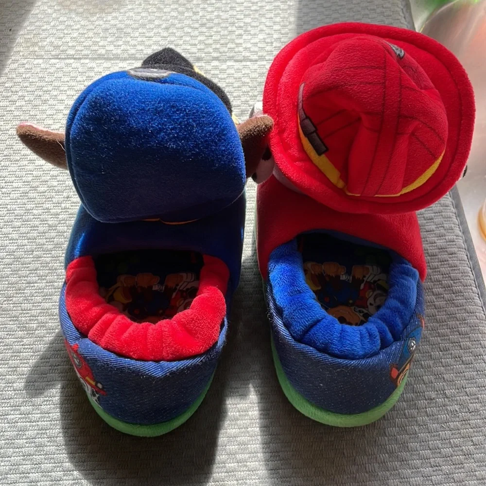 Unisex paw patrol slippers size 56